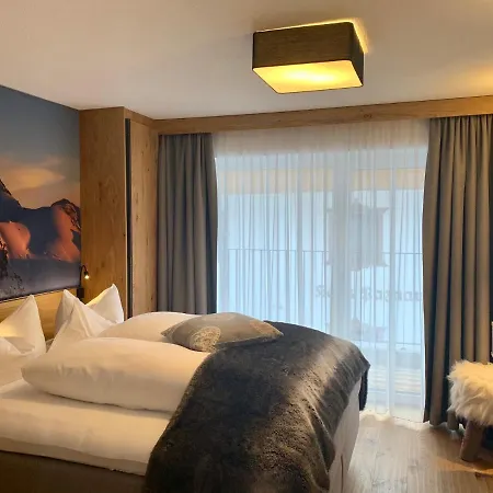 Post Paznaun Hotel See