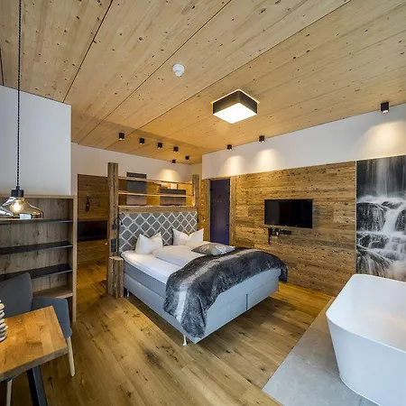 Post Paznaun Hotel See