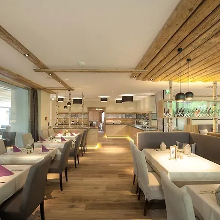 Post Paznaun Hotel See