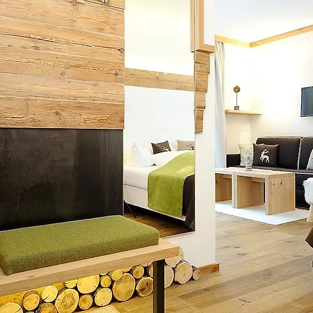 Hotel Post Paznaun 4*