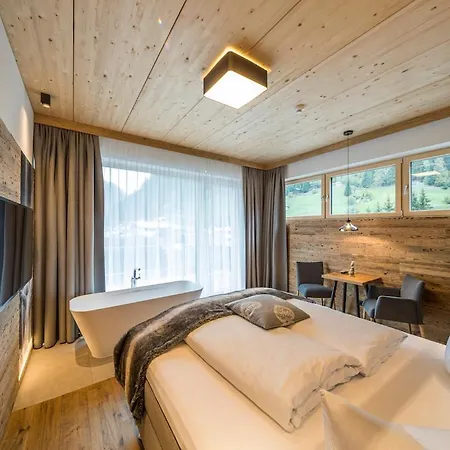 Post Paznaun Hotel See