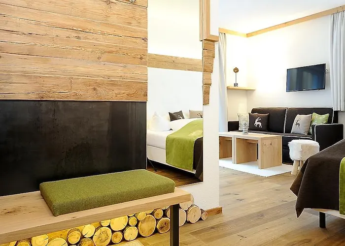 Hotel Post Paznaun 4*