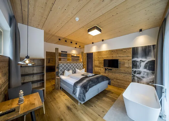 Post Paznaun Hotel See