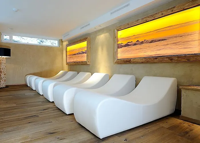 Hotel Post Paznaun 4*